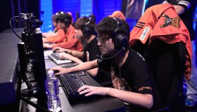 总决赛开幕式：AR银龙盘旋鸟巢，与真人舞者共舞，科技感十足！